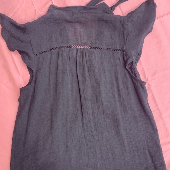 Black tie-front blouse - Picture 5 of 5